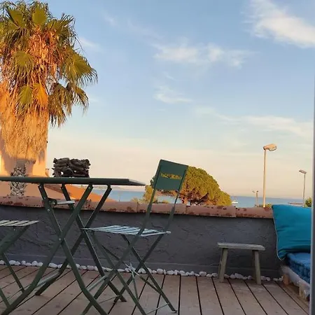 Maison De A L'ayguade Classee 3 Etoiles, Climatisee,3mn A Pied Et Restos ,5mn Aeroport, 10mn Gare Hyeres