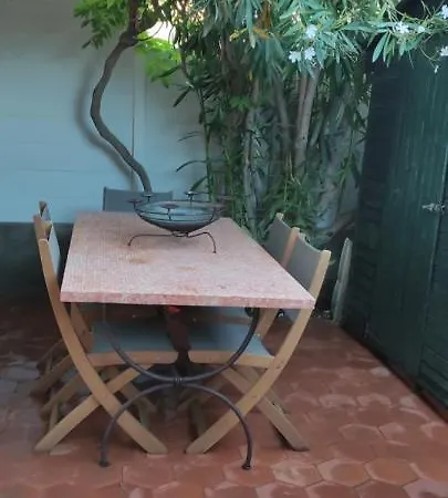 Maison De A L'ayguade Classee 3 Etoiles, Climatisee,3mn A Pied Et Restos ,5mn Aeroport, 10mn Gare * Hyeres