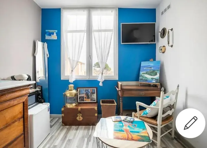 Maison De à L'ayguade Classée 3 étoiles, Climatisée,3mn à Pied Et Restos ,5mn Aéroport, 10mn Gare Hyères